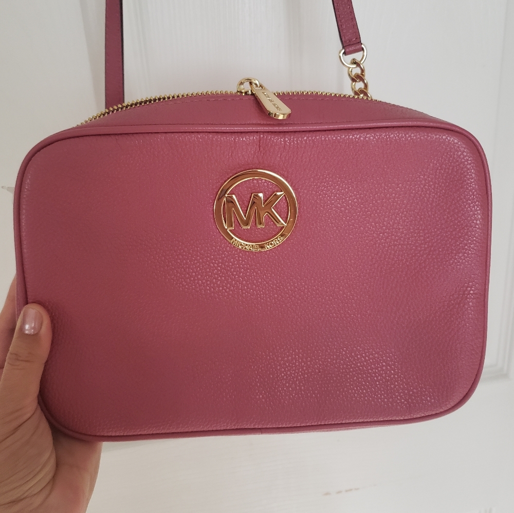 Michael Kors crossbody purse
